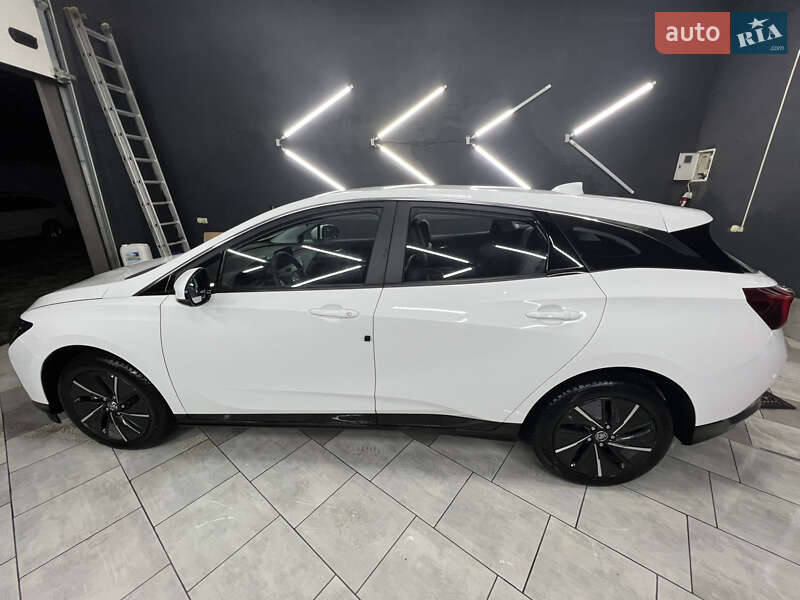 Универсал Buick Velite 6 Plus 2023 в Дрогобыче