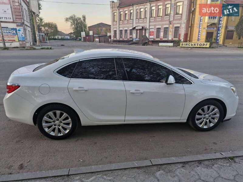 Седан Buick Verano 2016 в 