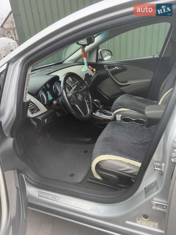 Седан Buick Verano 2012 в Кременчуге