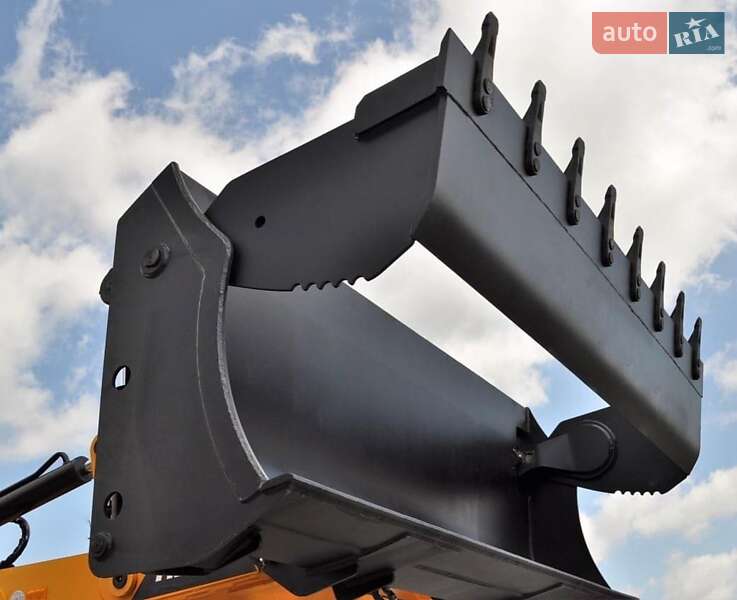 Экскаватор погрузчик Bull HD 100 2024 в Ровно