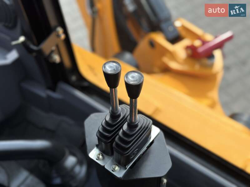 Экскаватор погрузчик Bull HD 100 2024 в Ровно