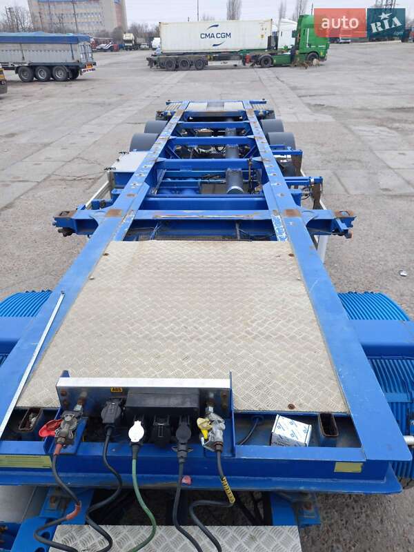 Контейнеровоз напівпричіп Burg Burg 2002 в Одесі