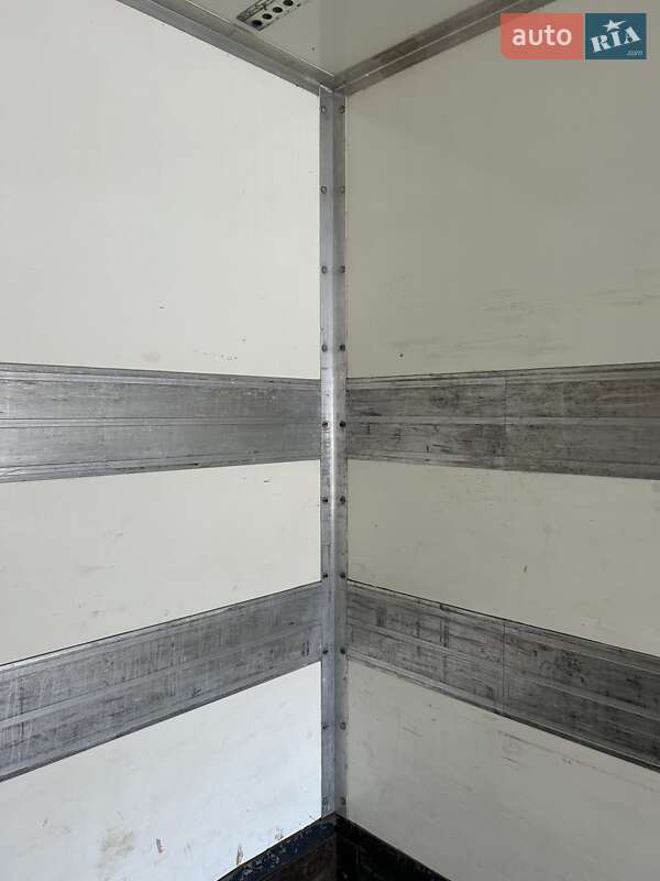 Изотермическая будка Burg Burg 2005 в Киеве