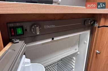 Дом на колесах Burstner LUX 2001 в 