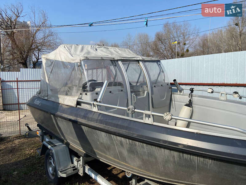 Катер Buster LX 2012 в Киеве фото 2 Катер Buster LX 2012 в Киеве