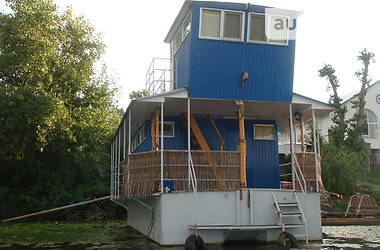 Другой водный транспорт Buster Phantom Cabin 2010 в 