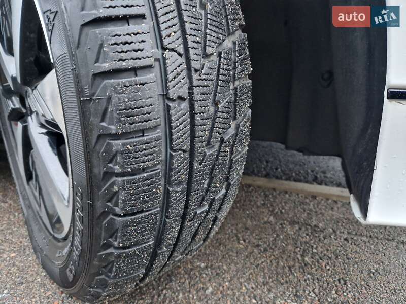 Хэтчбек BYD E2 2023 в Киеве