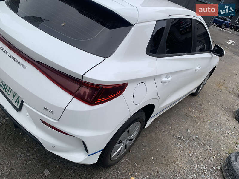 Хэтчбек BYD E2 2022 в Киеве фото 4 Хэтчбек BYD E2 2022 в Киеве