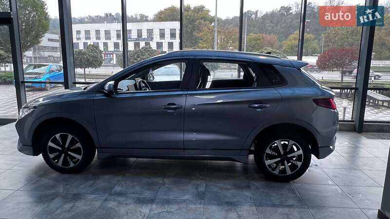 Хэтчбек BYD E2 2023 в Киеве