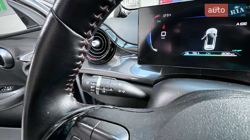 Хэтчбек BYD E2 2023 в Киеве