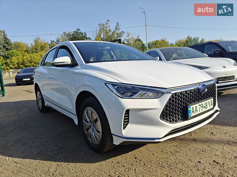 Хэтчбек BYD E2 2022 в Киеве фото 2 Хэтчбек BYD E2 2022 в Киеве