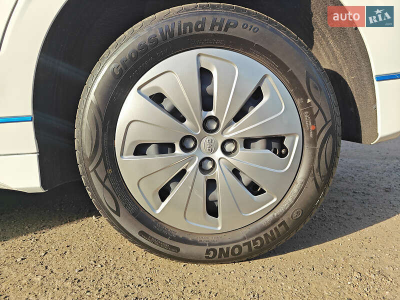 Хэтчбек BYD E2 2022 в Киеве фото 17 Хэтчбек BYD E2 2022 в Киеве