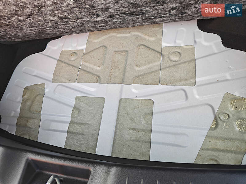 Хэтчбек BYD E2 2022 в Киеве фото 55 Хэтчбек BYD E2 2022 в Киеве