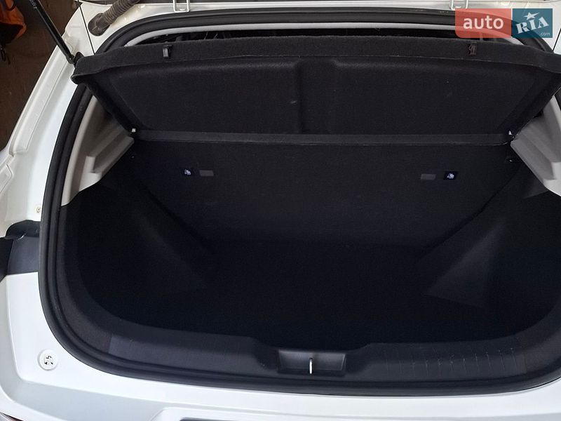 Хетчбек BYD E2 2025 в Теплодарі