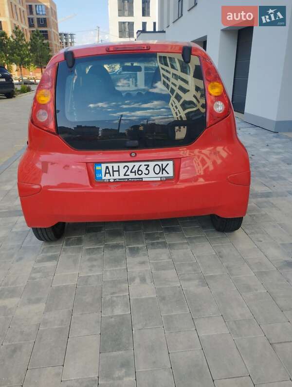 Хэтчбек BYD F0 2013 в Ужгороде