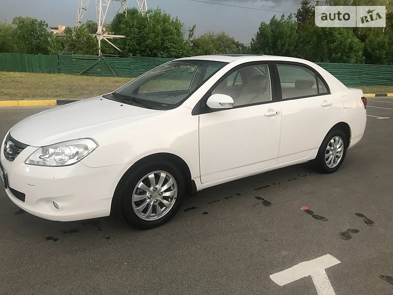 BYD F3 2012 року