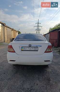 Седан BYD F3 2013 в 