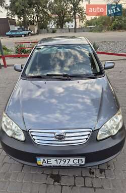 Седан BYD F3 2012 в 