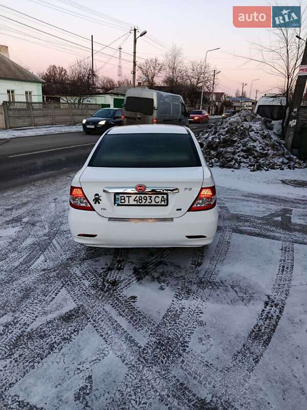 Седан BYD F3 2013 в Днепре