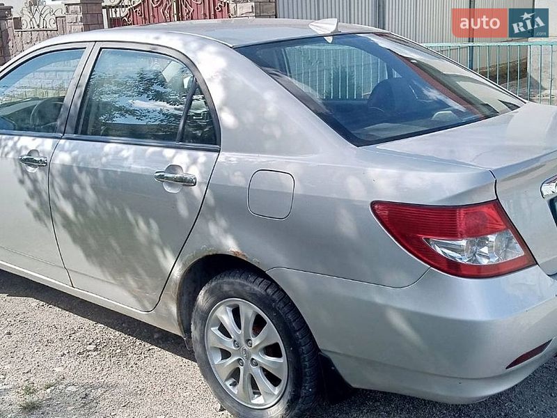 Седан BYD F3 2012 в Подволочиске