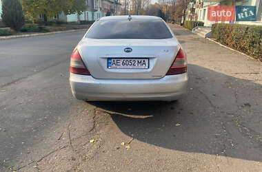 Седан BYD F6 2012 в 