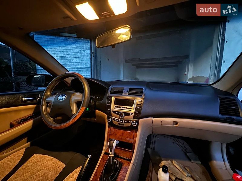Седан BYD F6 2011 в Компанеевке