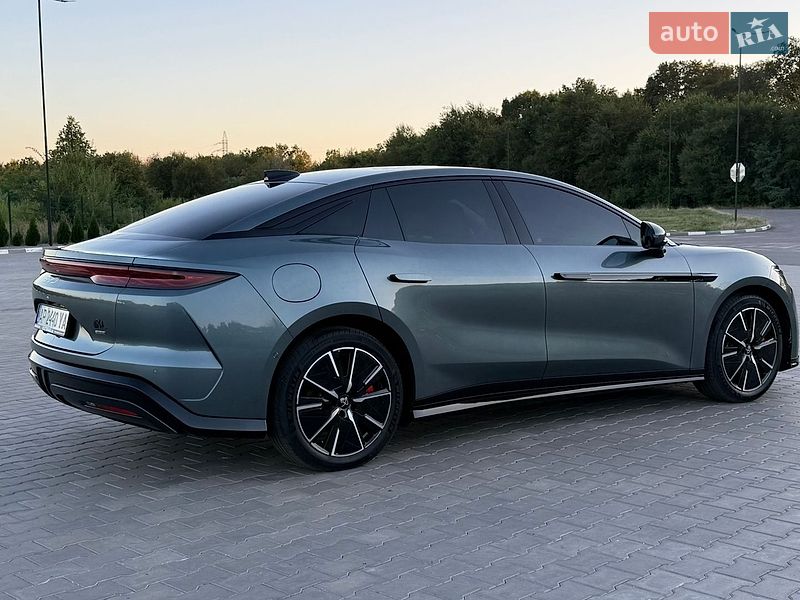 Седан BYD Han L 2025 в Желтых Водах