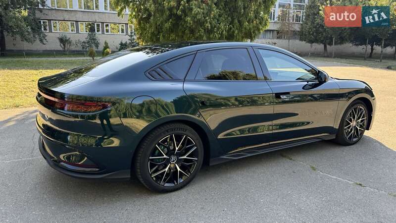 Седан BYD Han 2022 в Києві