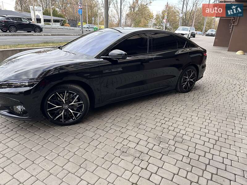 Седан BYD Han 2023 в Днепре