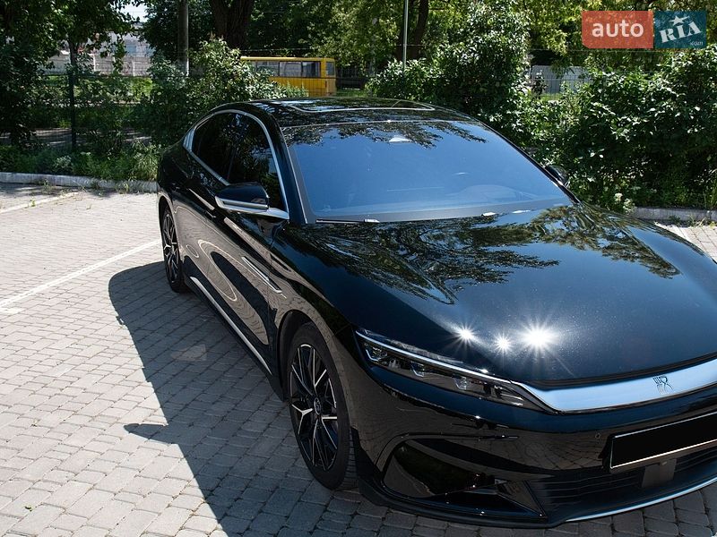 Седан BYD Han 2022 в Одесі