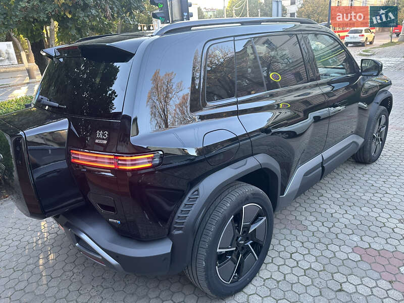 Позашляховик / Кросовер BYD Leopard 3 2025 в Чернівцях
