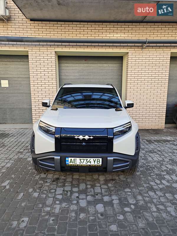 2025 BYD Leopard-3, VIN LGXFF4CD7S0666079:plate — фото 1 (autoria)