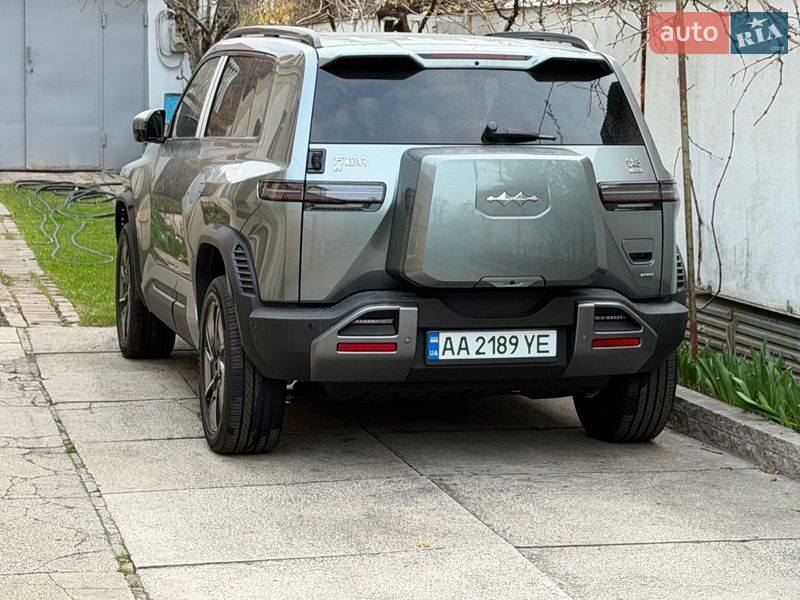 2025 BYD Leopard-3, VIN LGXFF4CD3S0823669:plate — фото 1 (autoria)