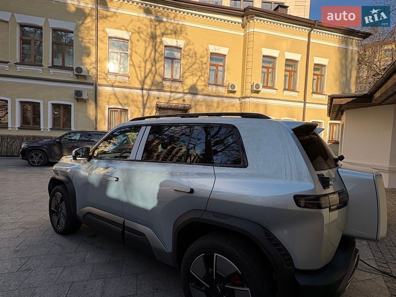 Внедорожник / Кроссовер BYD Leopard 3 2025 в Киеве