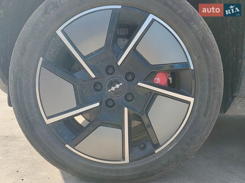 Внедорожник / Кроссовер BYD Leopard 3 2025 в Киеве