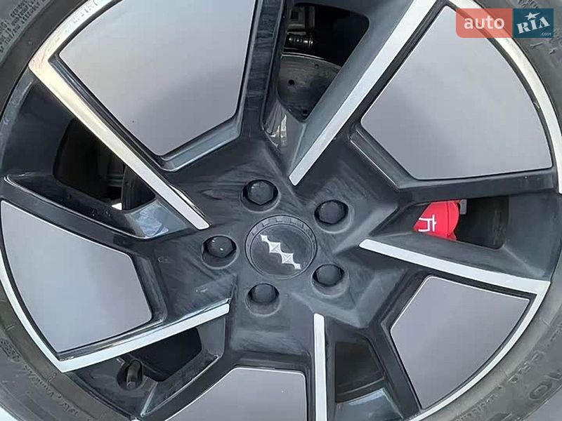 Внедорожник / Кроссовер BYD Leopard 3 2025 в Киеве