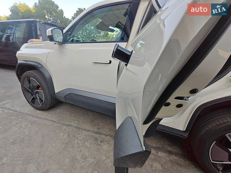 Внедорожник / Кроссовер BYD Leopard 3 2025 в Киеве