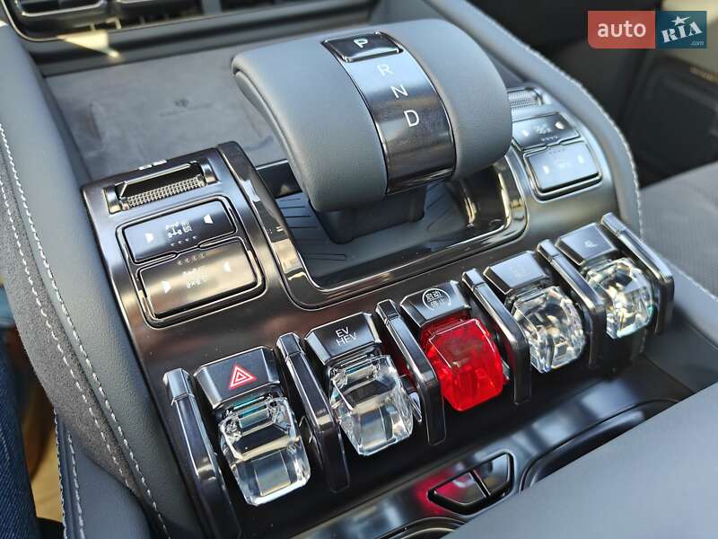 Внедорожник / Кроссовер BYD Leopard 5 2025 в Киеве