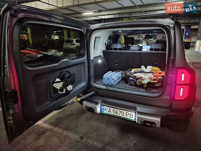 Внедорожник / Кроссовер BYD Leopard 5 2024 в Киеве