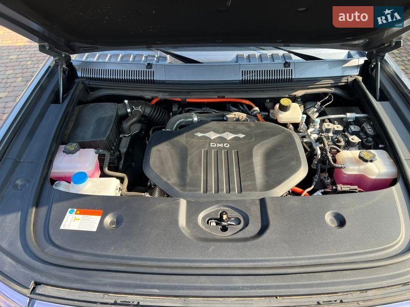 Внедорожник / Кроссовер BYD Leopard 5 2025 в Ужгороде