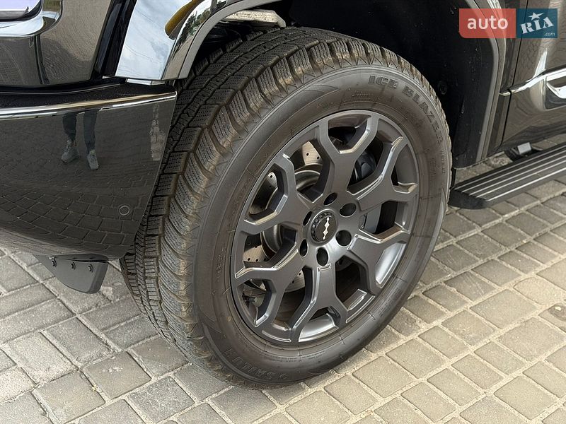 Позашляховик / Кросовер BYD Leopard 5 2025 в Дніпрі