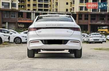 Седан BYD Qin Plus 2025 в 