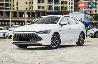 Седан BYD Qin Plus 2025 в Киеве