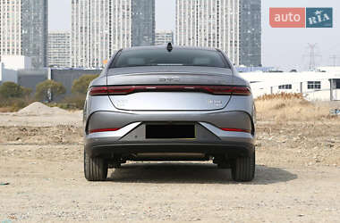Седан BYD Qin Plus 2025 в 