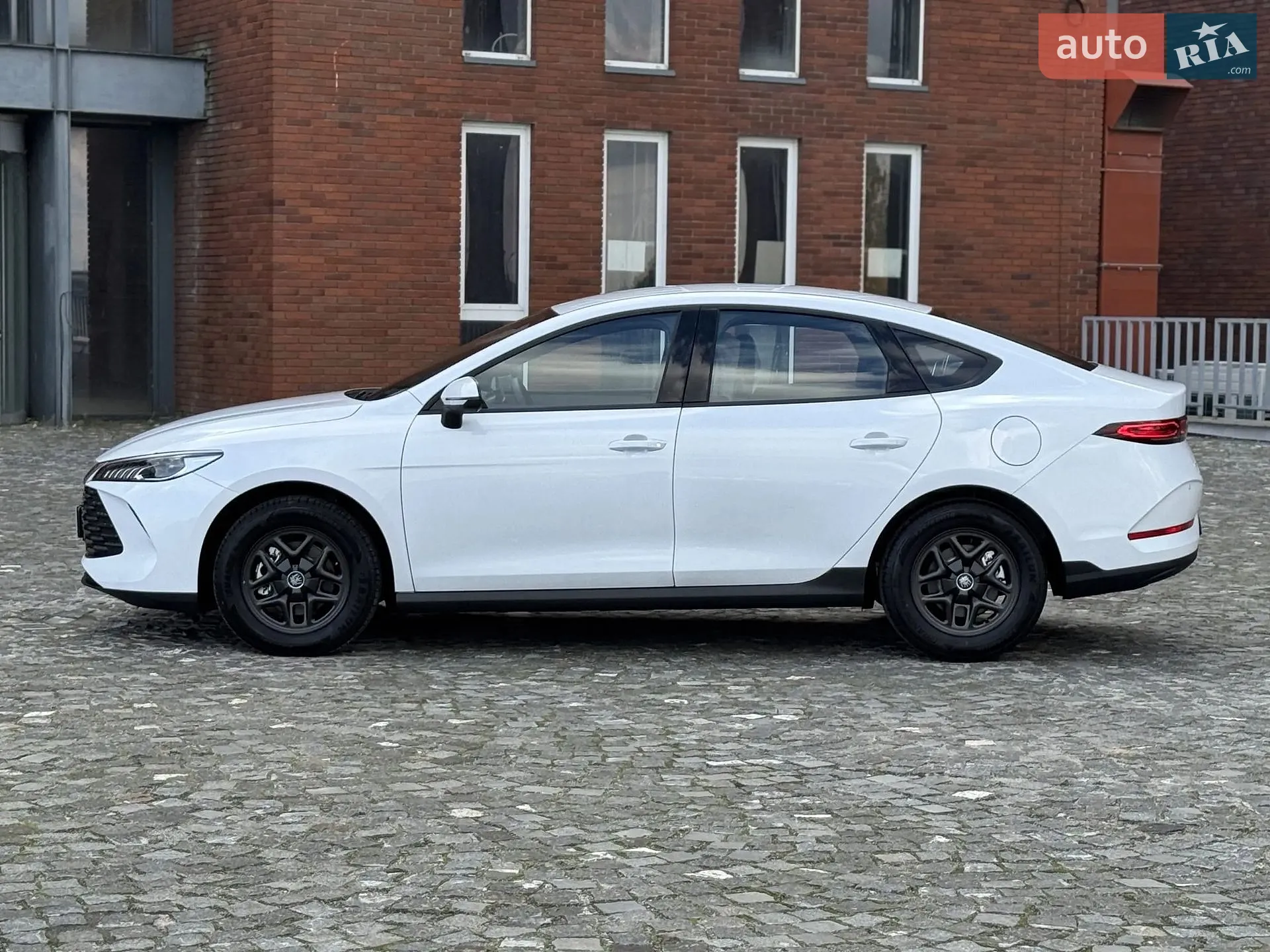 2025 BYD Qin - мініатюра 8