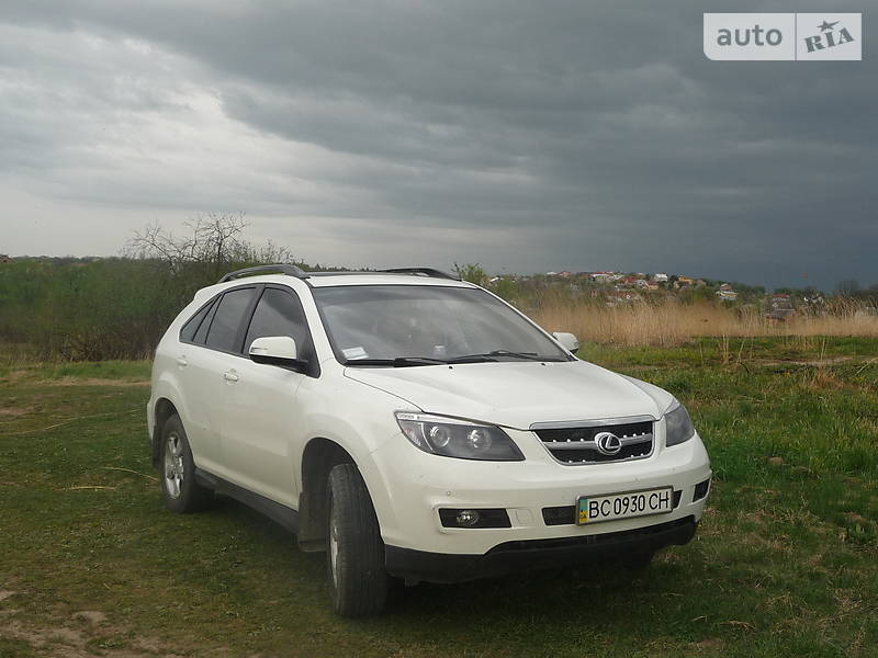 Внедорожник / Кроссовер BYD S6 2012 в Бориславе