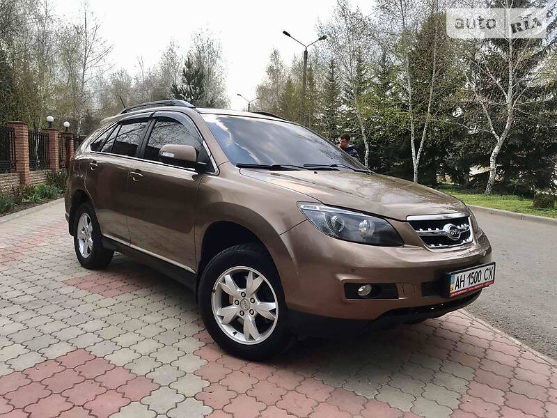 Внедорожник / Кроссовер BYD S6 2012 в Бахмуте