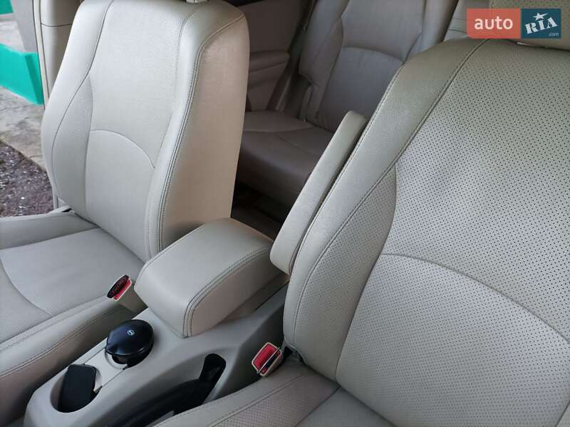 Внедорожник / Кроссовер BYD S6 2012 в Каменец-Подольском