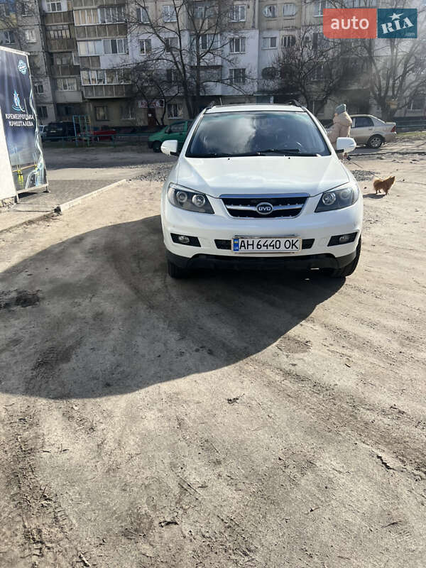 Позашляховик / Кросовер BYD S6 2013 в Кременчуці