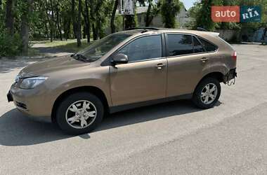 Внедорожник / Кроссовер BYD S6 2012 в 